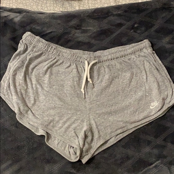 nike women's lounge shorts